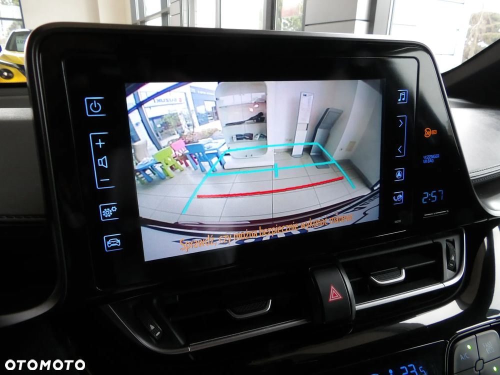 Toyota C-HR 1.8 Hybrid Comfort - 32