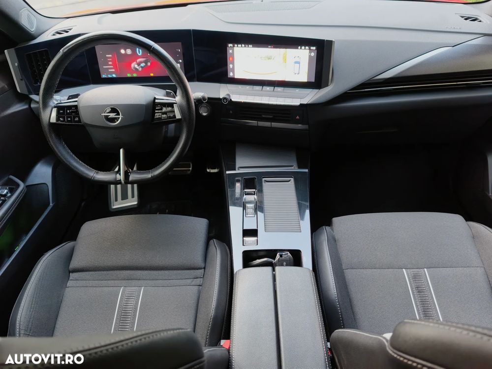 Opel Astra 1.6L Turbo PHEV AT8 GS Line - 11