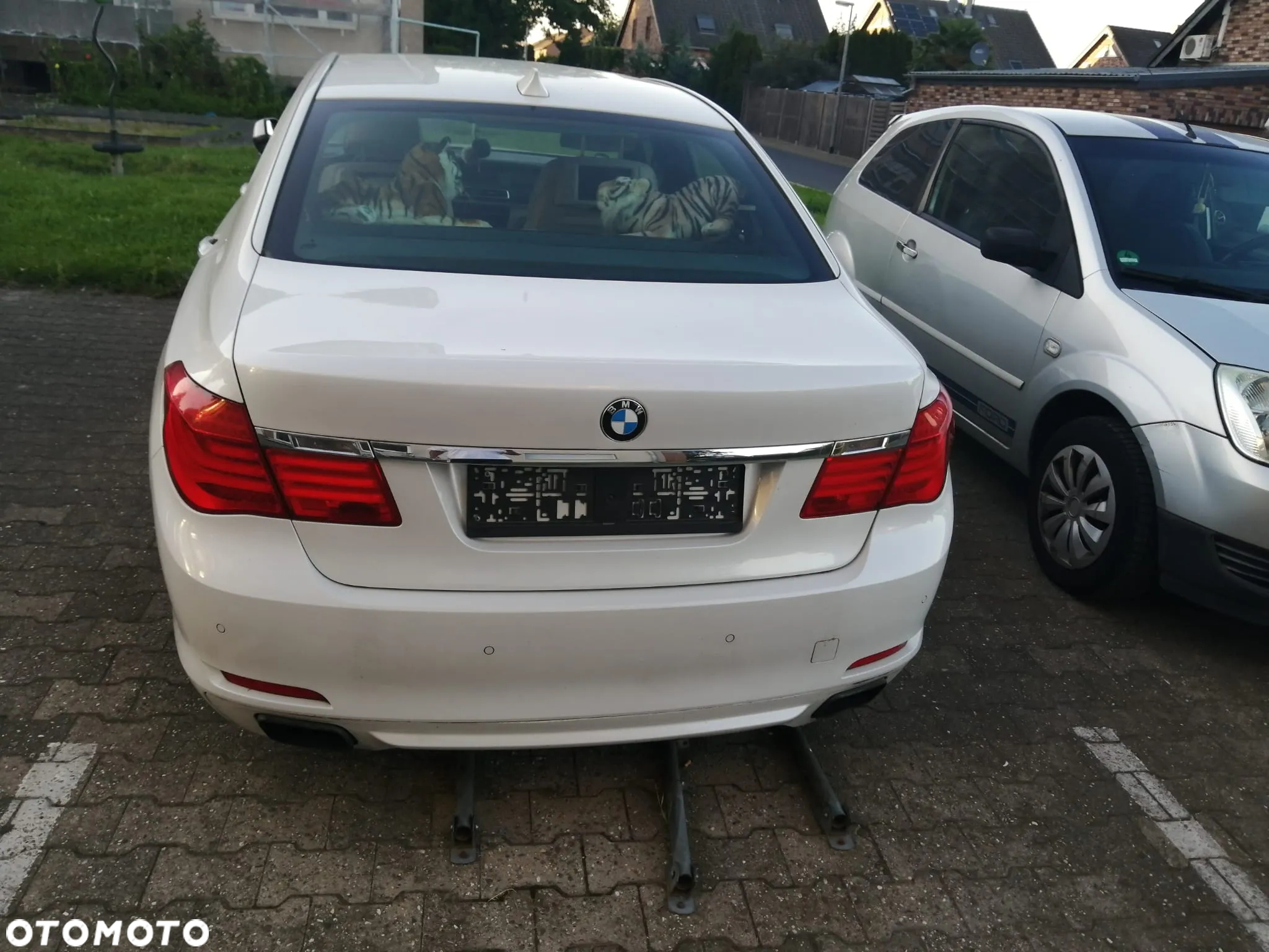 BMW Seria 7 750Li - 15