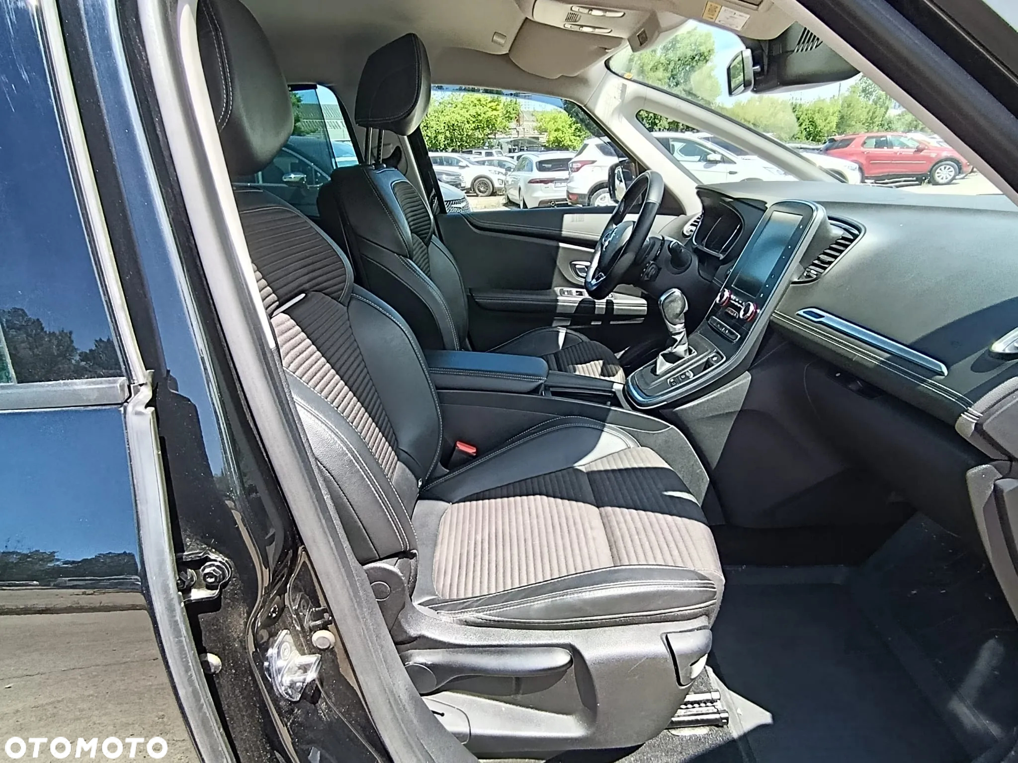 Renault Scenic 1.3 TCe FAP Intens EDC - 19