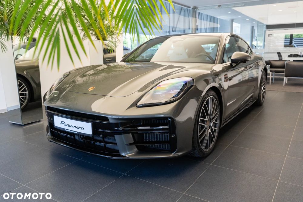 Porsche Panamera 4 E-Hybrid - 7