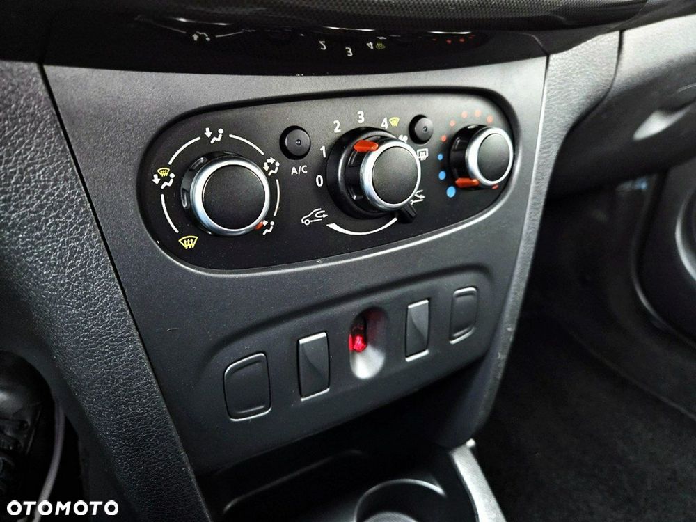 Dacia Sandero - 14