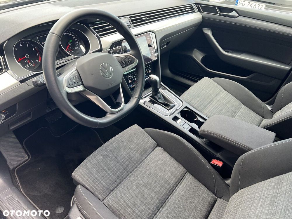 Volkswagen Passat Variant - 10