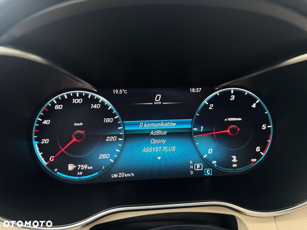 Mercedes-Benz GLC 200 d - 36