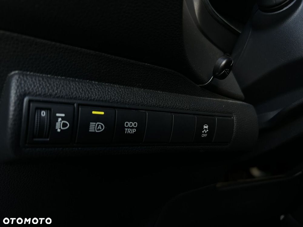 Toyota Corolla 1.8 Hybrid Comfort - 38