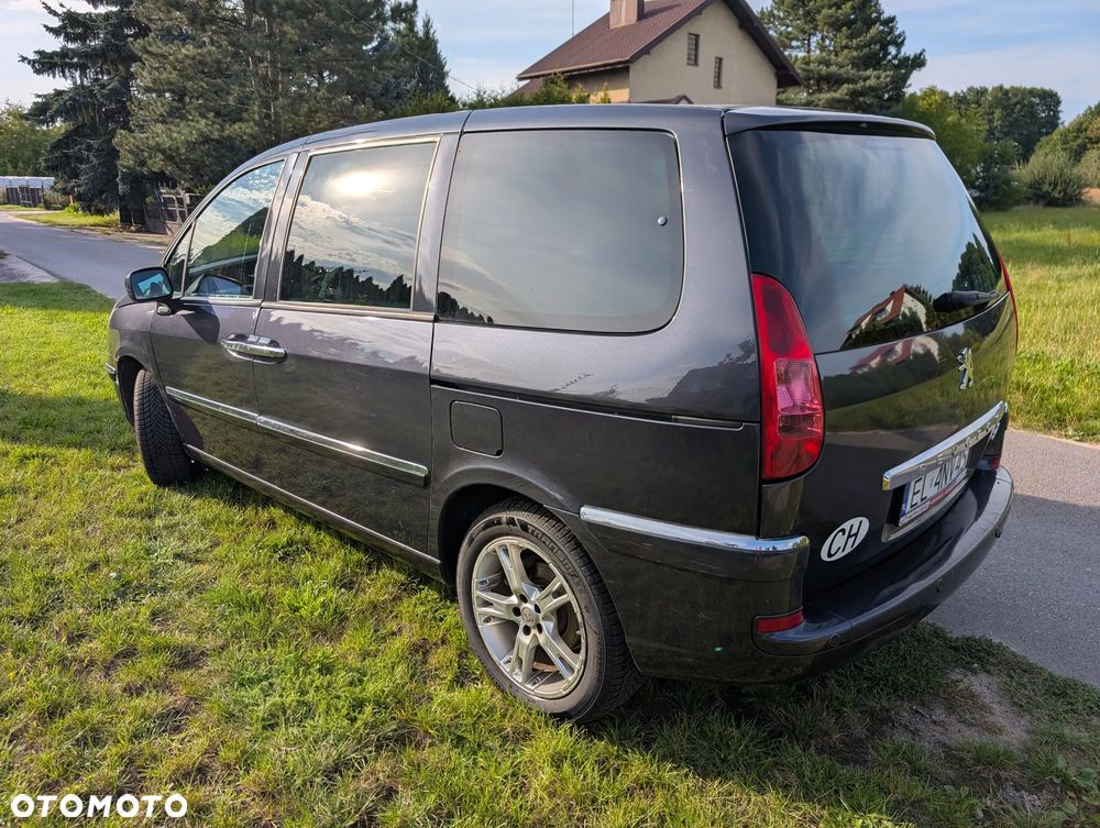 Peugeot 807 HDi 170 Bi-Turbo Automatik Premium - 8