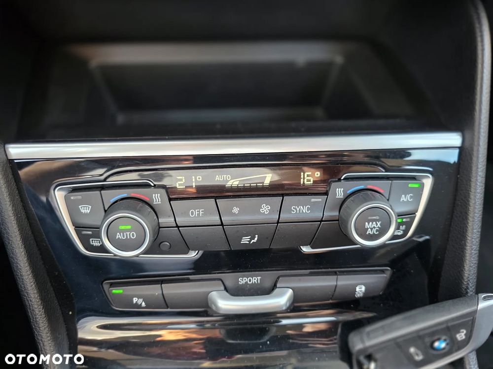 BMW Seria 2 216d GT Advantage - 25