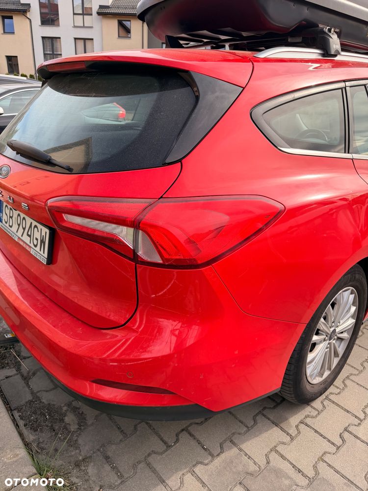 Ford Focus 2.0 EcoBlue Titanium - 4