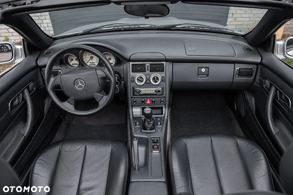 Mercedes-Benz SLK 200 - 7