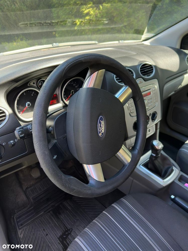 Ford Focus 1.8 TDCi Trend - 12