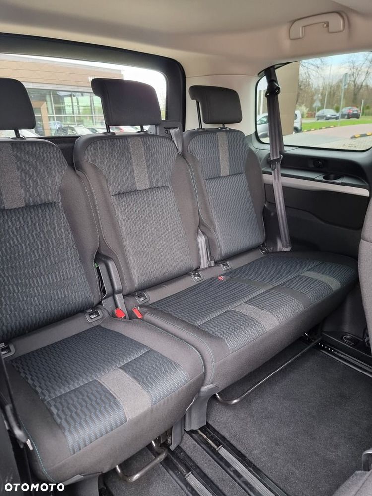 Peugeot Traveller 2.0 BlueHDi Standard Active - 25