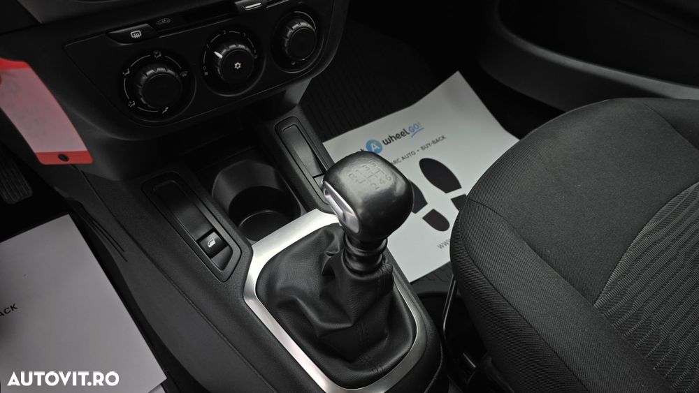 Peugeot 301 1.5 BlueHDI FAP Active - 16