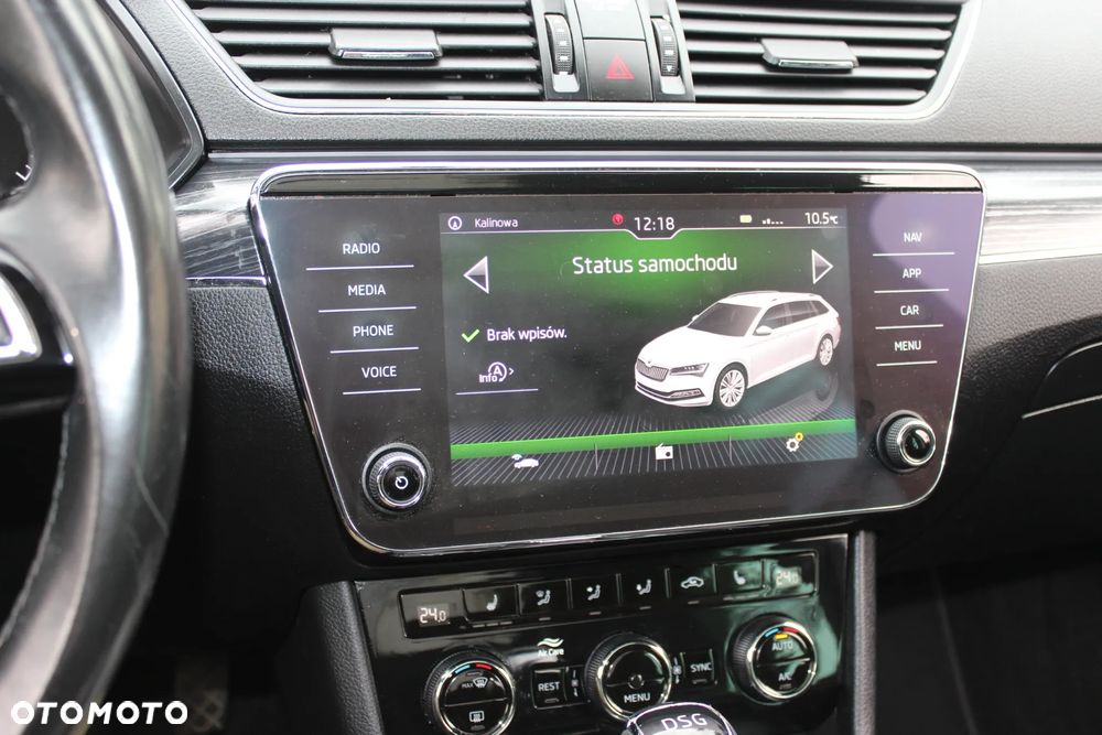 Skoda Superb 2.0 TDI DSG Premium Edition - 36