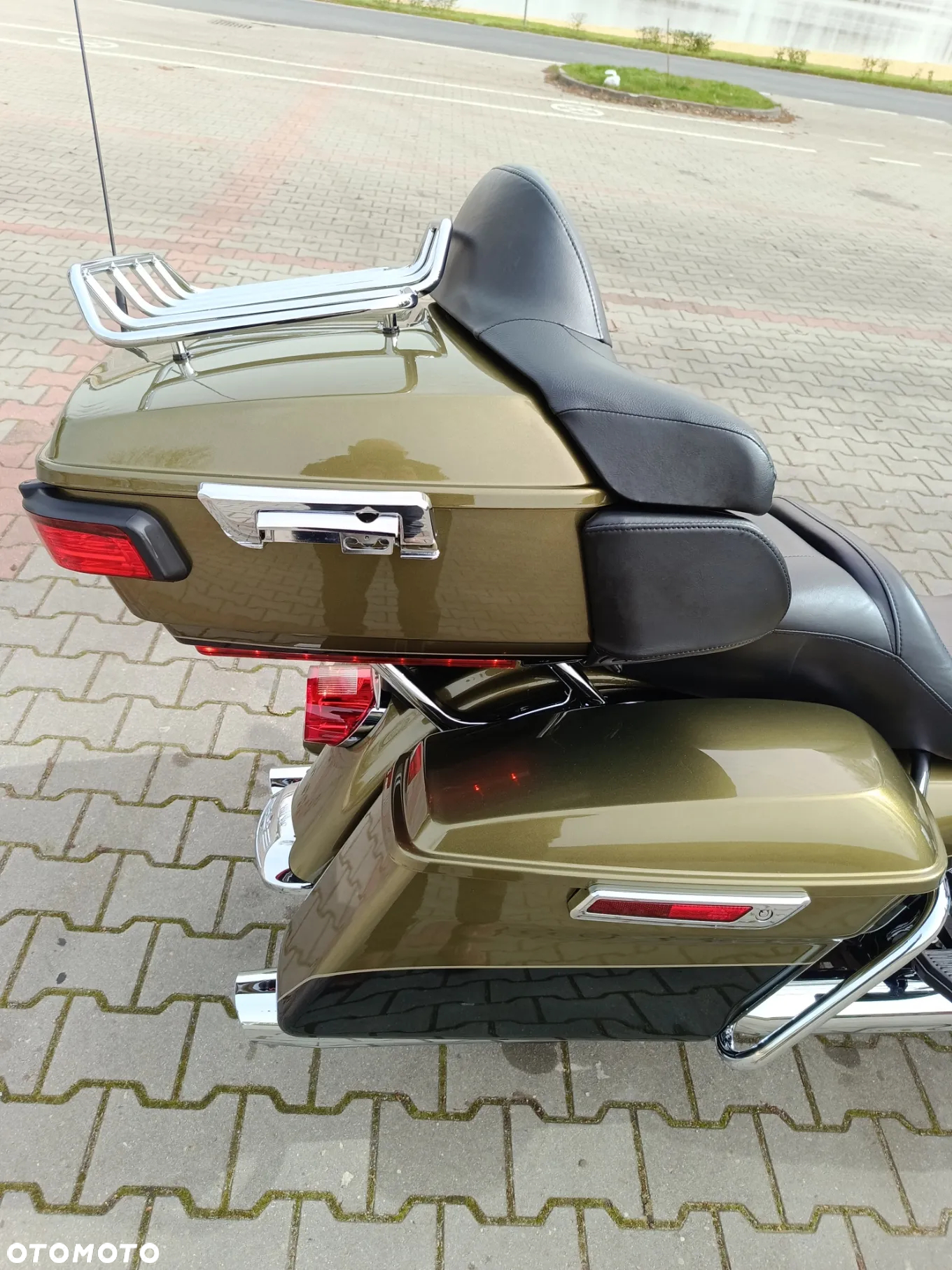 Harley-Davidson FLHS Electra Glide - 7