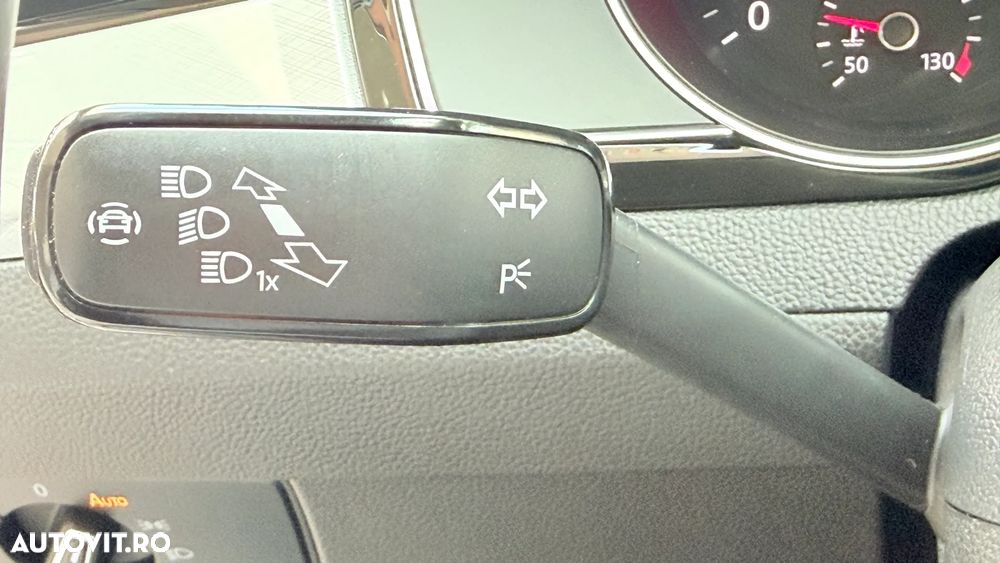 Volkswagen Passat 2.0 TDI DSG Comfortline - 15