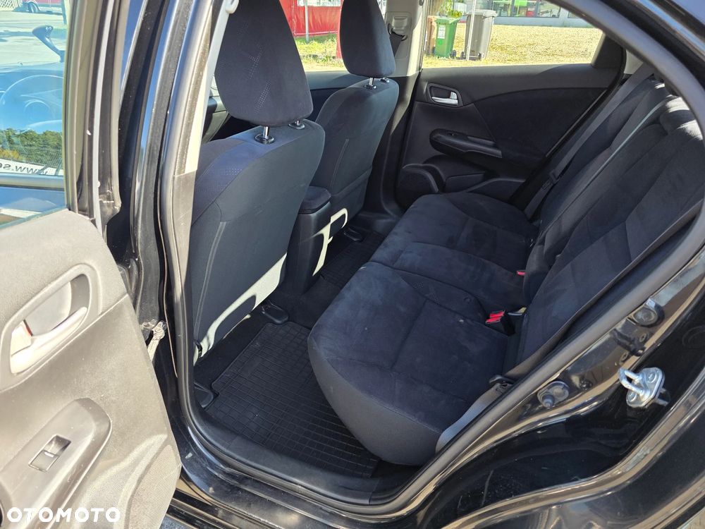 Honda Civic 1.4 i-VTEC Comfort - 22