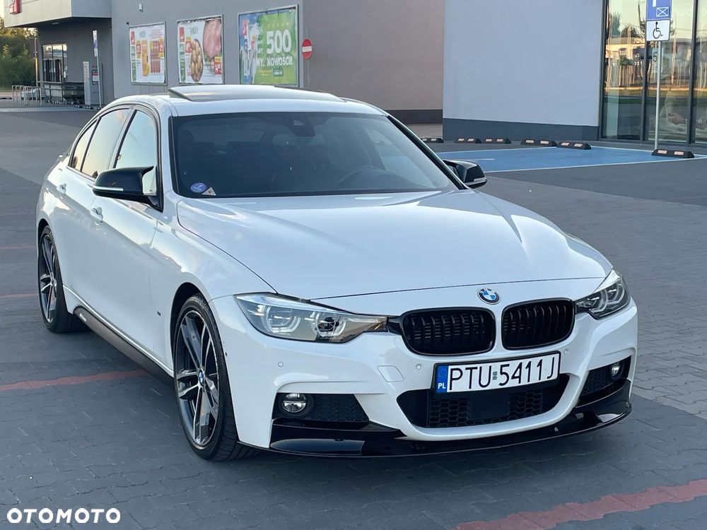 BMW Seria 3 330e iPerformance M Sport Shadow - 15
