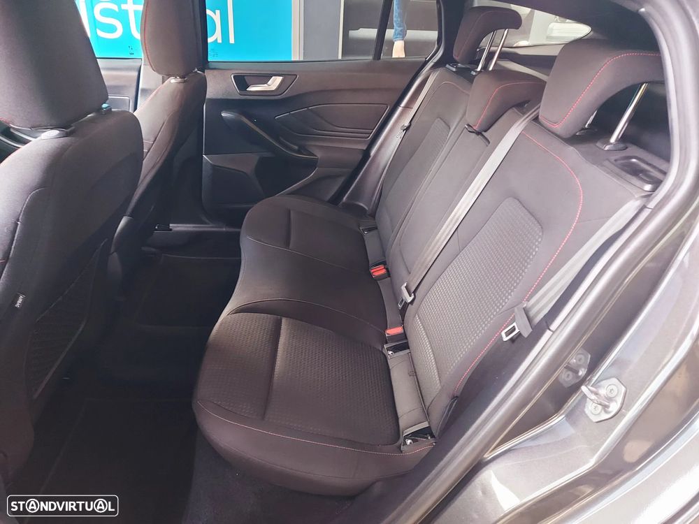 Ford Focus SW 1.0 EcoBoost ST-Line X - 14