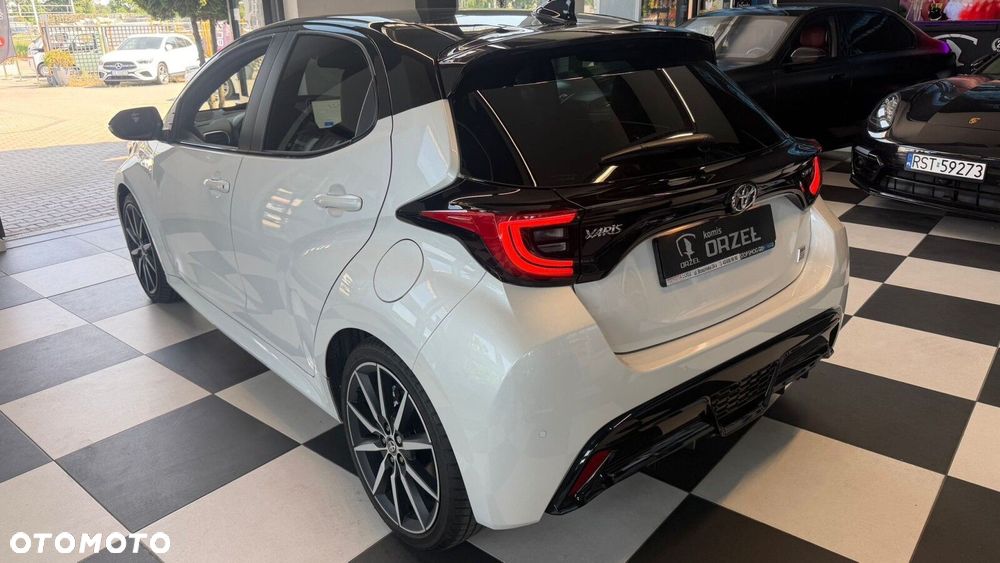 Toyota Yaris - 6