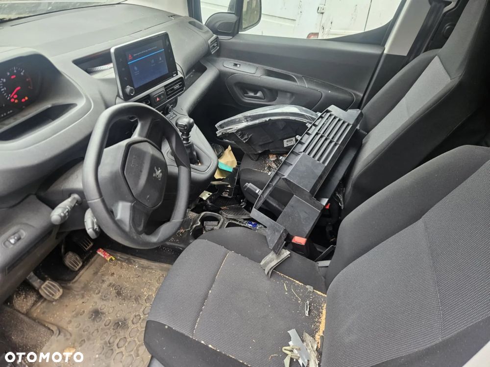 Peugeot PARTNER 1.5 diesel  BERLINGO - 5