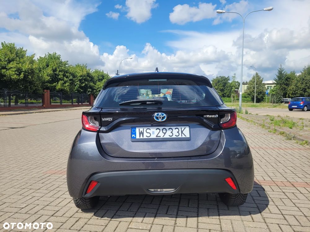 Toyota Yaris - 5