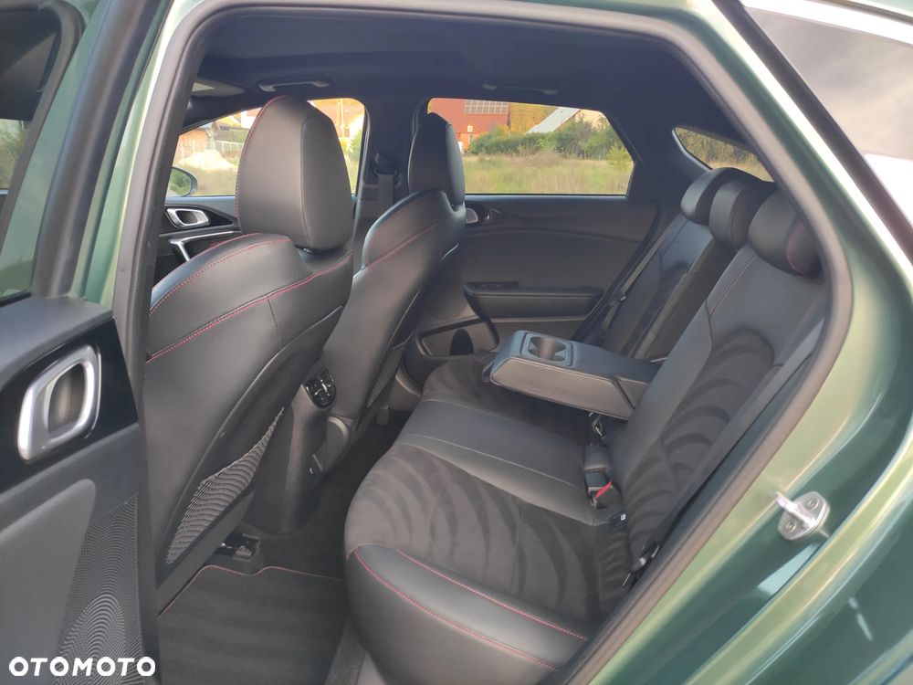 Kia ProCeed 1.6 T-GDI GT DCT - 21