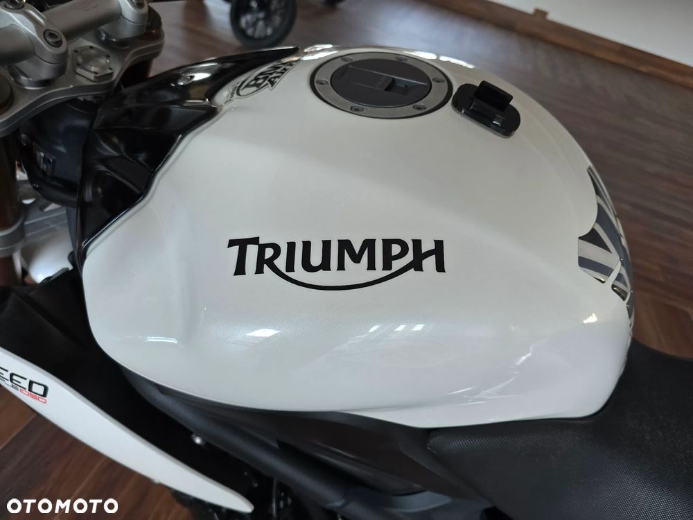 Triumph Speed Triple - 24