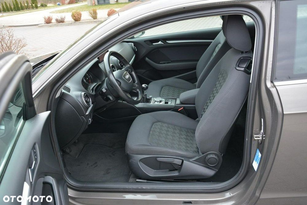Audi A3 3-drzwiowe 1.6 TDI Ambiente - 20