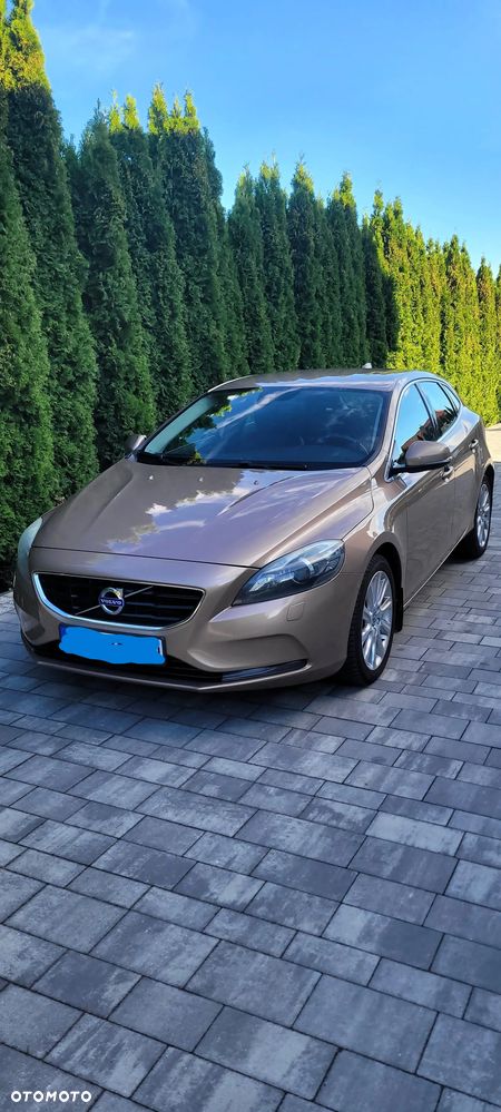 Volvo V40 D4 Drive-E Momentum - 4