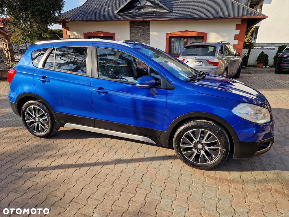 Suzuki SX4 1.6 Premium - 37