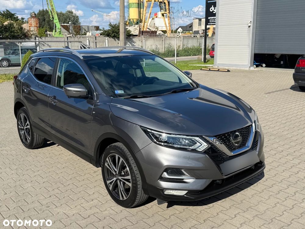 Nissan Qashqai 1.3 DIG-T N-Connecta - 27