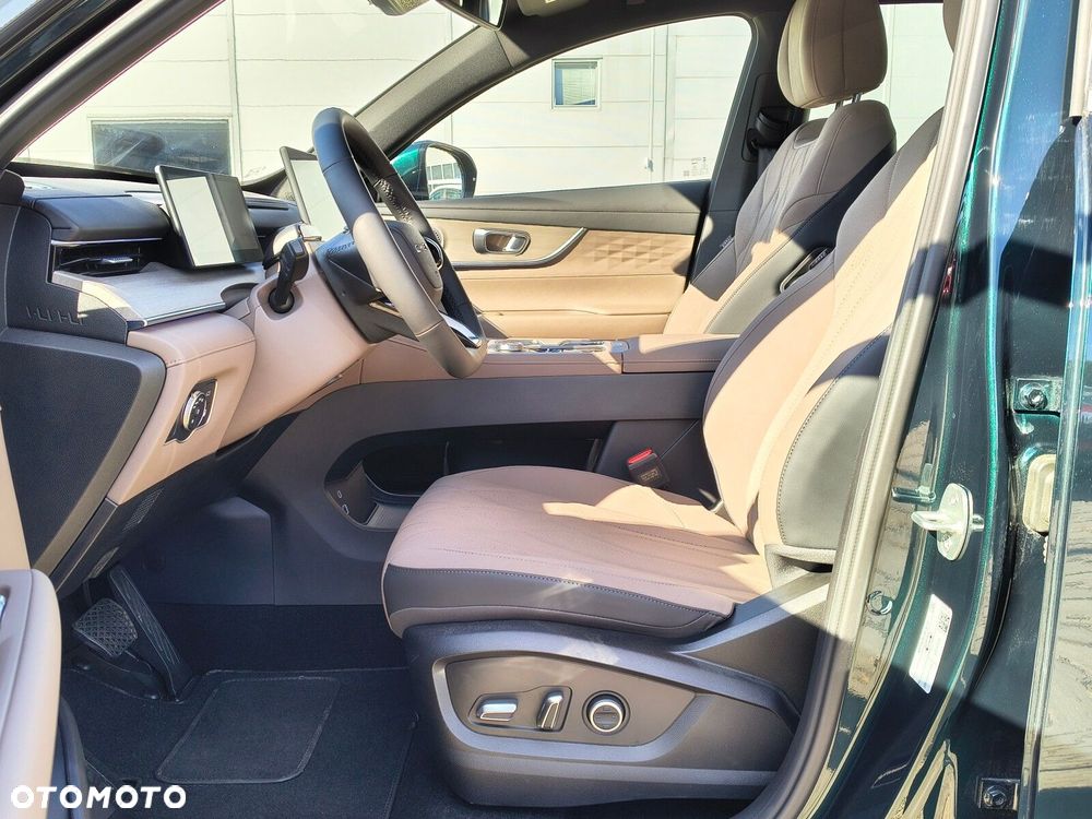 Chery Tiggo 8 - 10