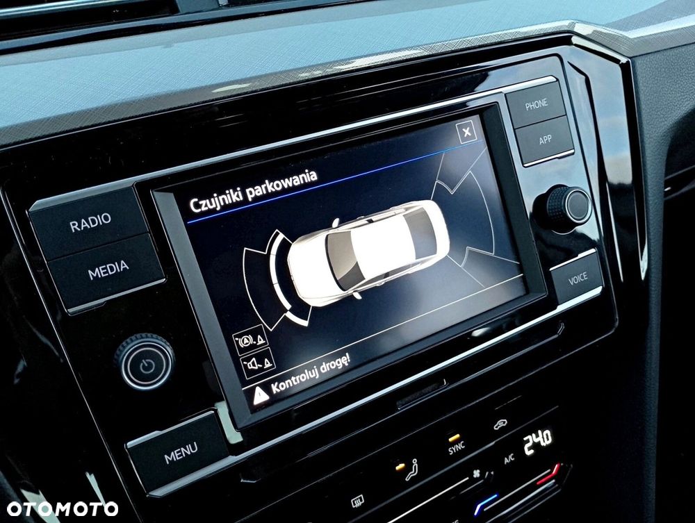 Volkswagen Passat 2.0 TDI EVO Business DSG - 23