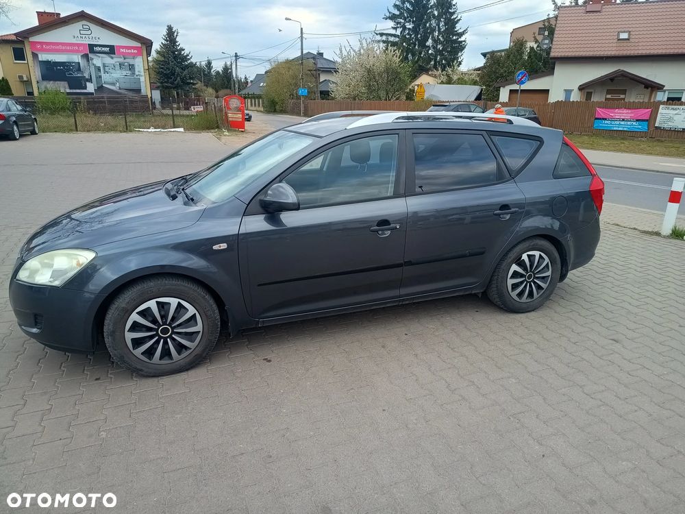 Kia Ceed 1.6 Comfort - 1
