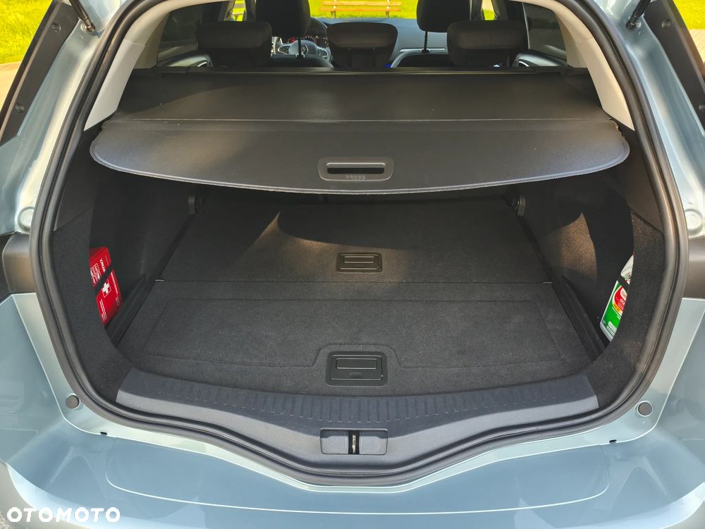 Renault Megane TCe 140 GPF EDC INTENS - 17