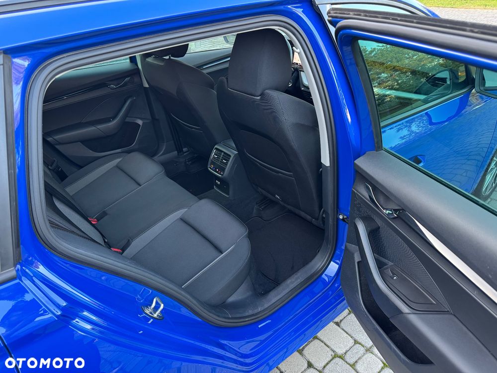 Skoda Octavia 2.0 TDI DSG Style - 18