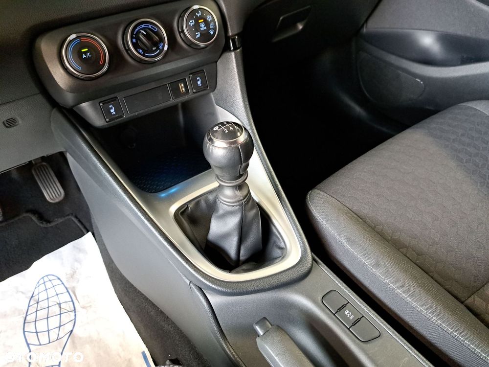 Toyota Yaris - 27