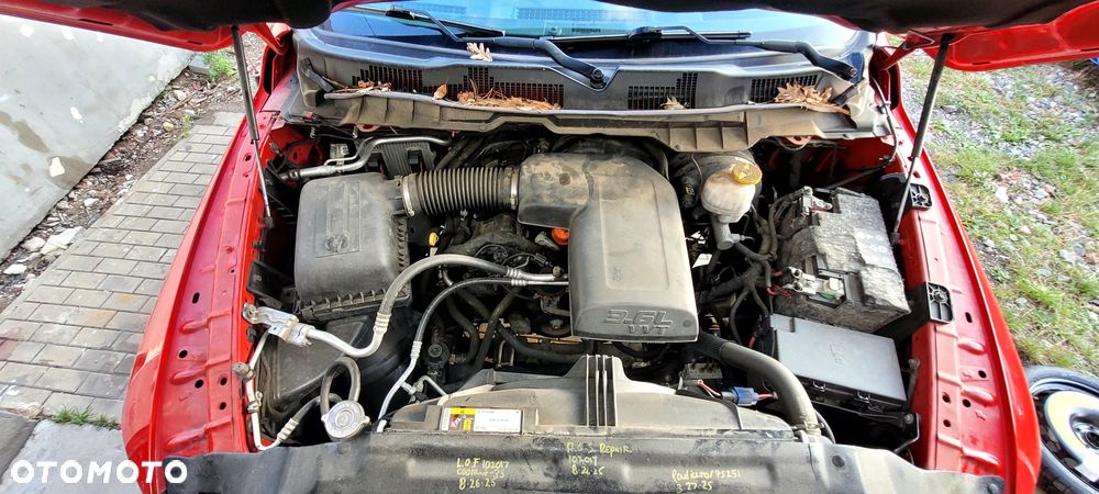 Dodge RAM 5.7 4x4 - 14