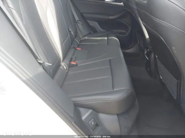 BMW X3 xDrive30i mHEV - 11