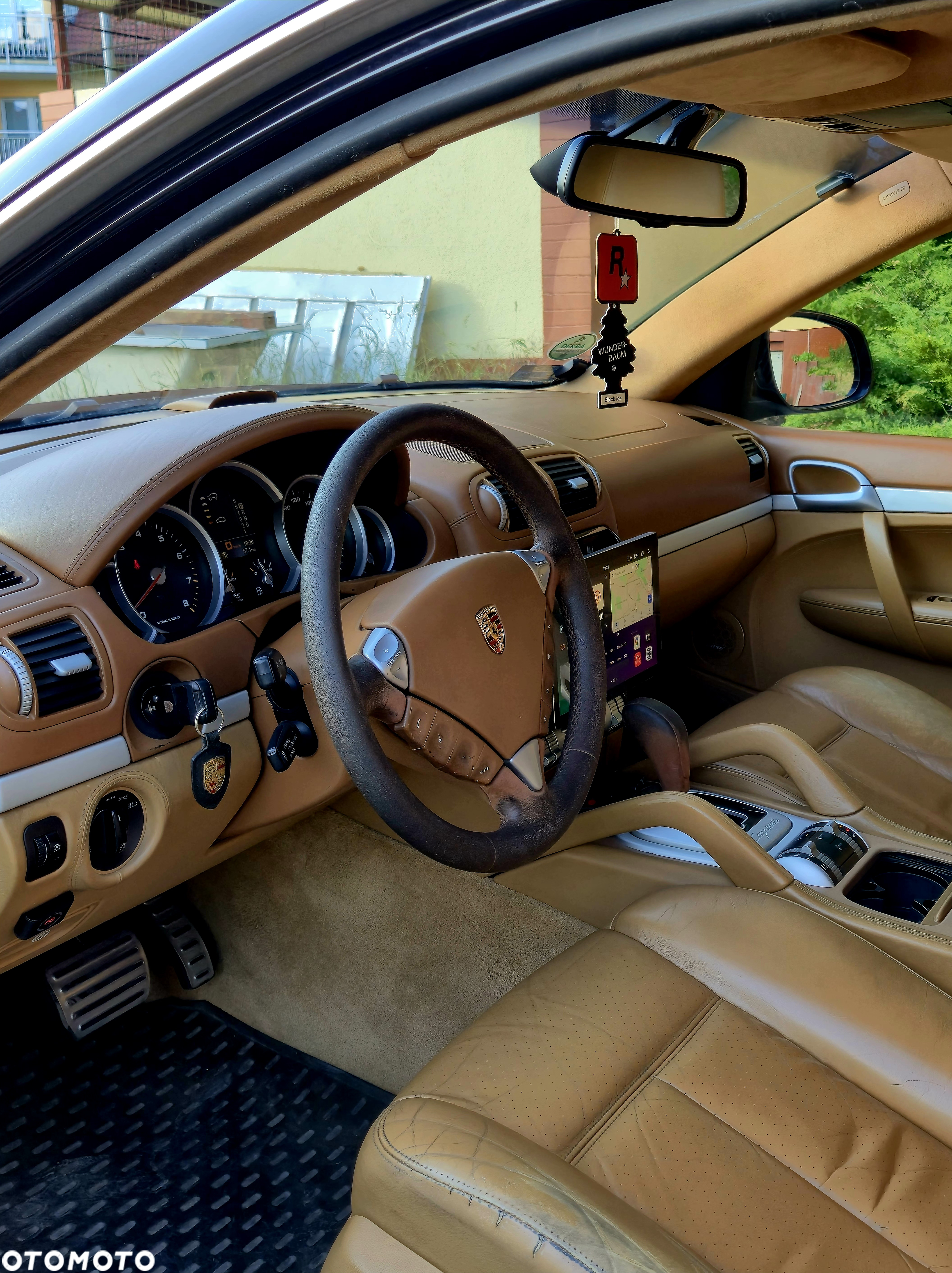Porsche Cayenne Turbo - 8