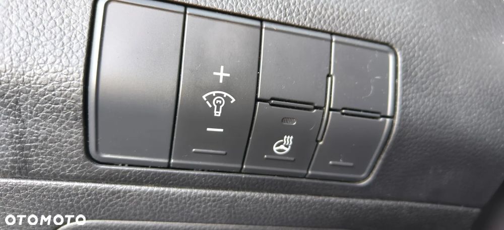 Hyundai i30 - 25