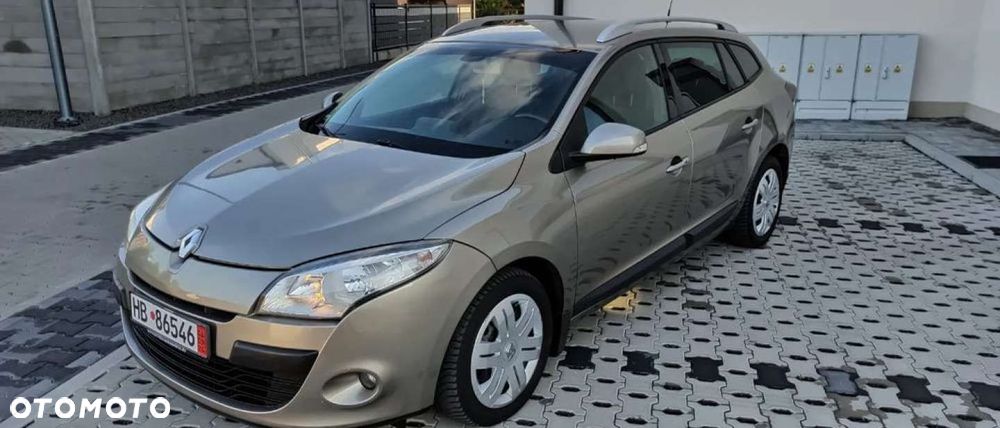 Renault Megane 2.0 140 CVT Dynamique - 1