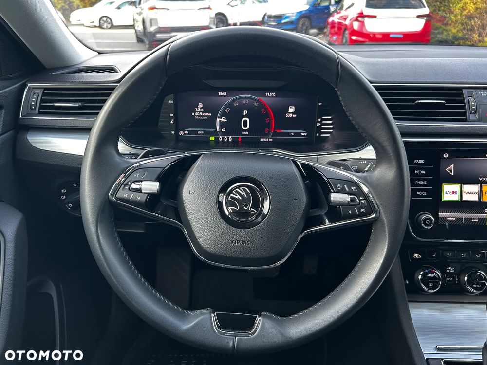 Skoda Superb 2.0 TDI SCR Ambition DSG - 24
