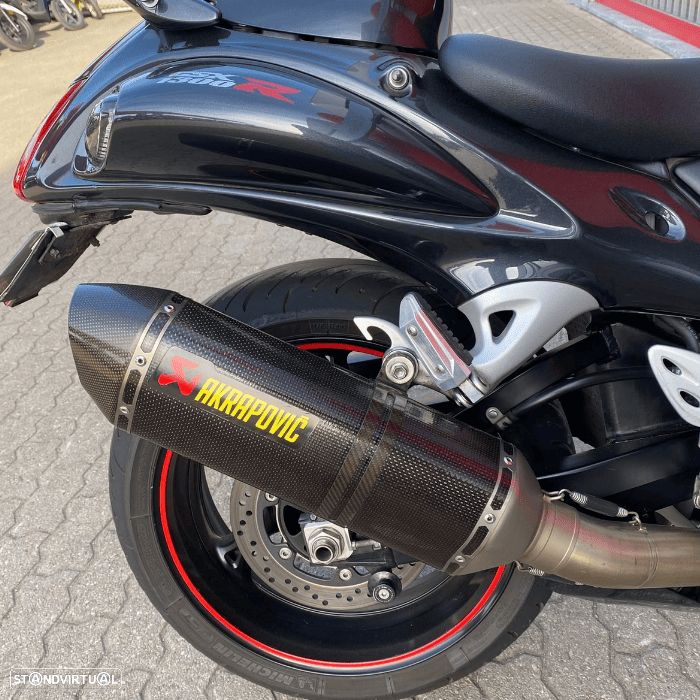 Suzuki Hayabusa GSX1300R - 11