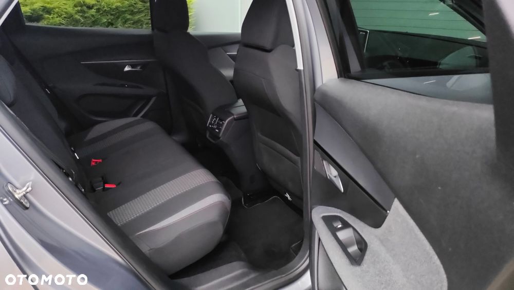 Peugeot 3008 - 24