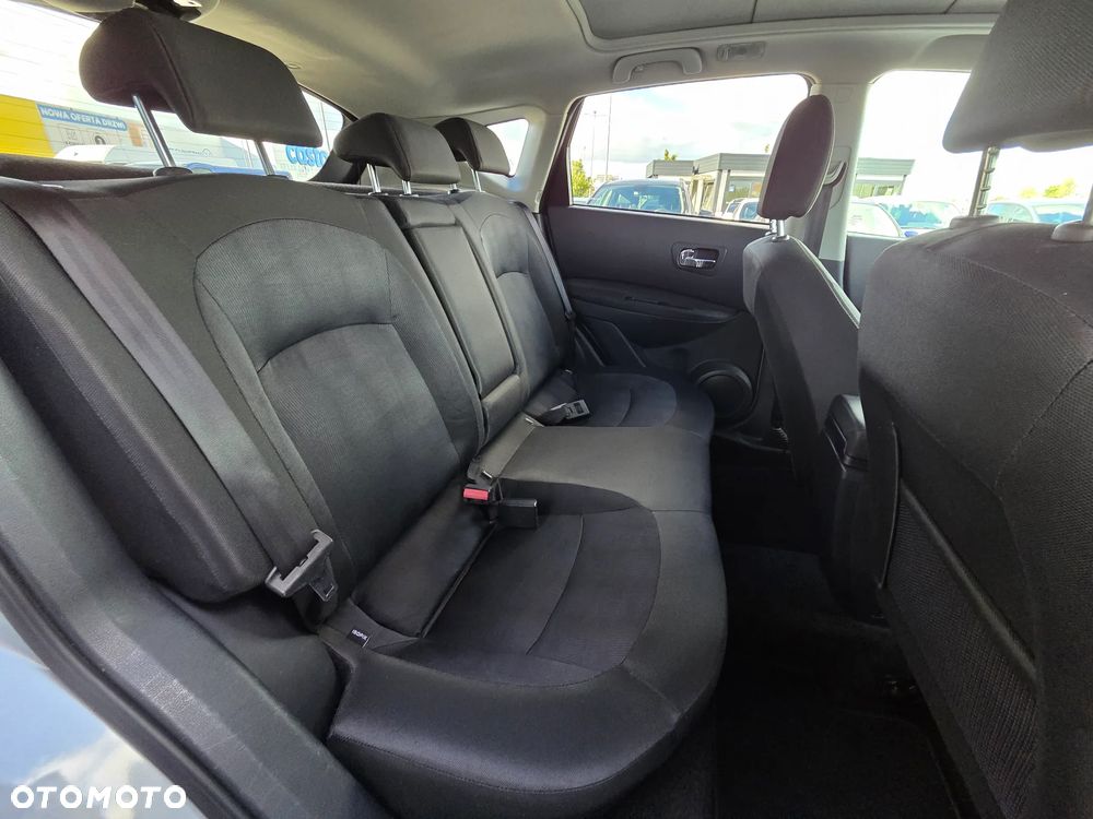 Nissan Qashqai 2.0 dCi DPF acenta - 10