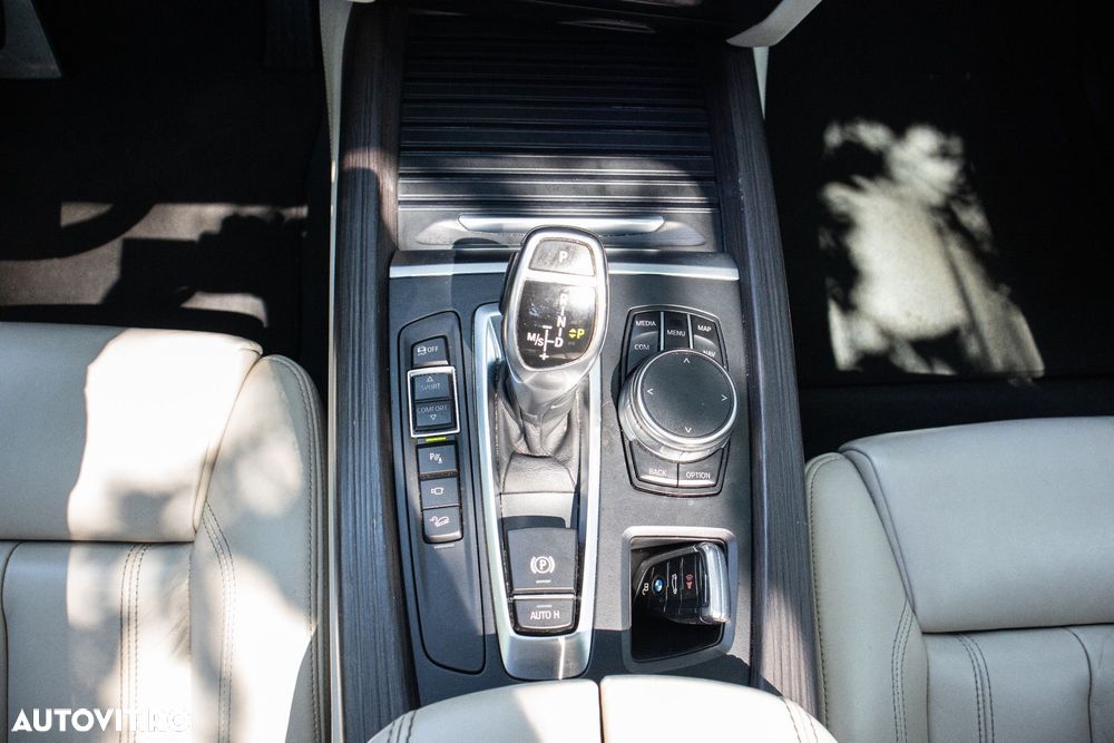 BMW X5 xDrive30d Sport-Aut. - 10