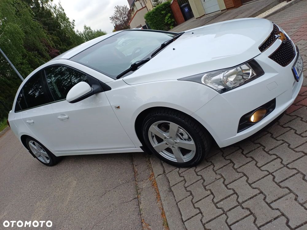 Chevrolet Cruze 2.0 VDCi LS - 32