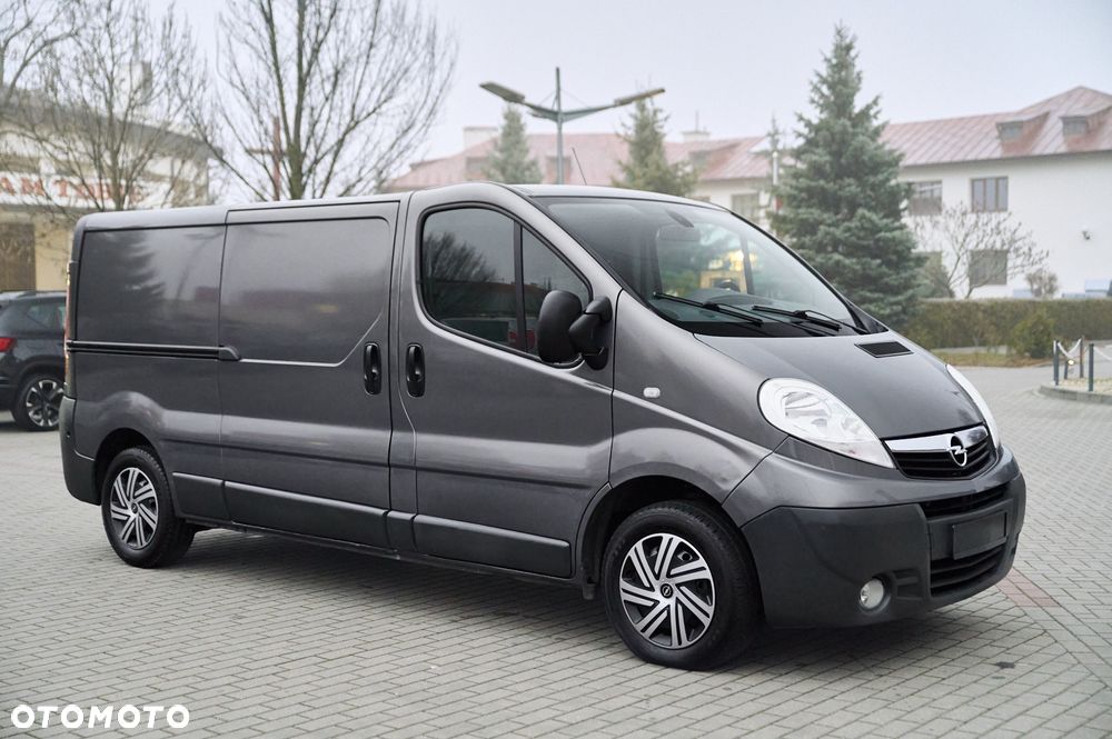 Opel Vivaro - 17