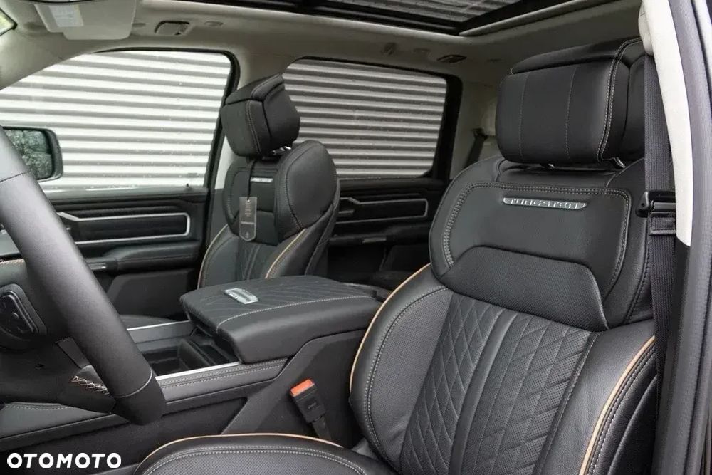 RAM 1500 Tungsten - 25